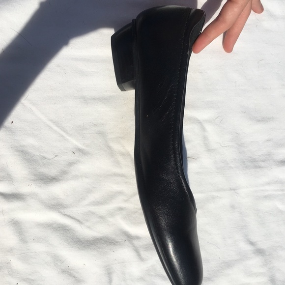 Women’s Black, Leather Clark’s, size 8.5 - Picture 6 of 9